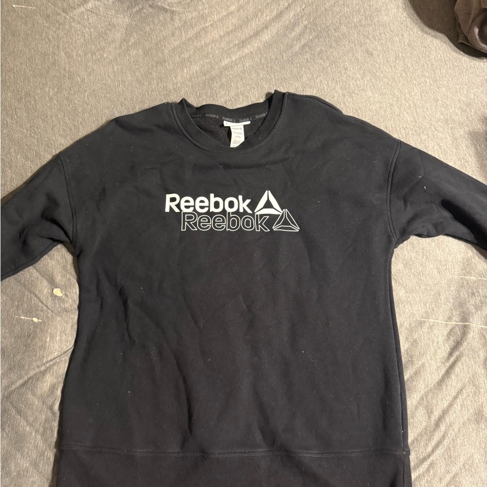 Reebok Black Crewneck Pullover